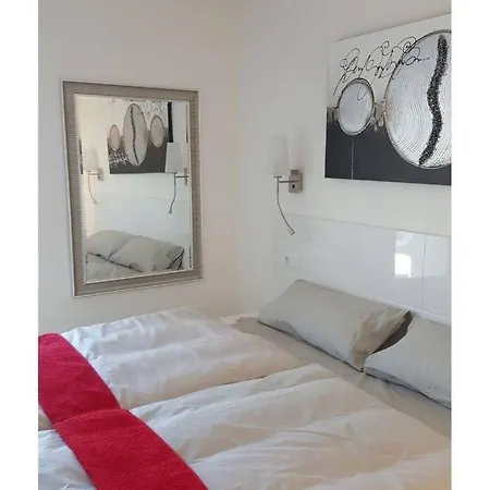 Modern With Stunning Sea View 公寓 卡拉米洛