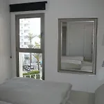 Modern With Stunning Sea View Apartamento